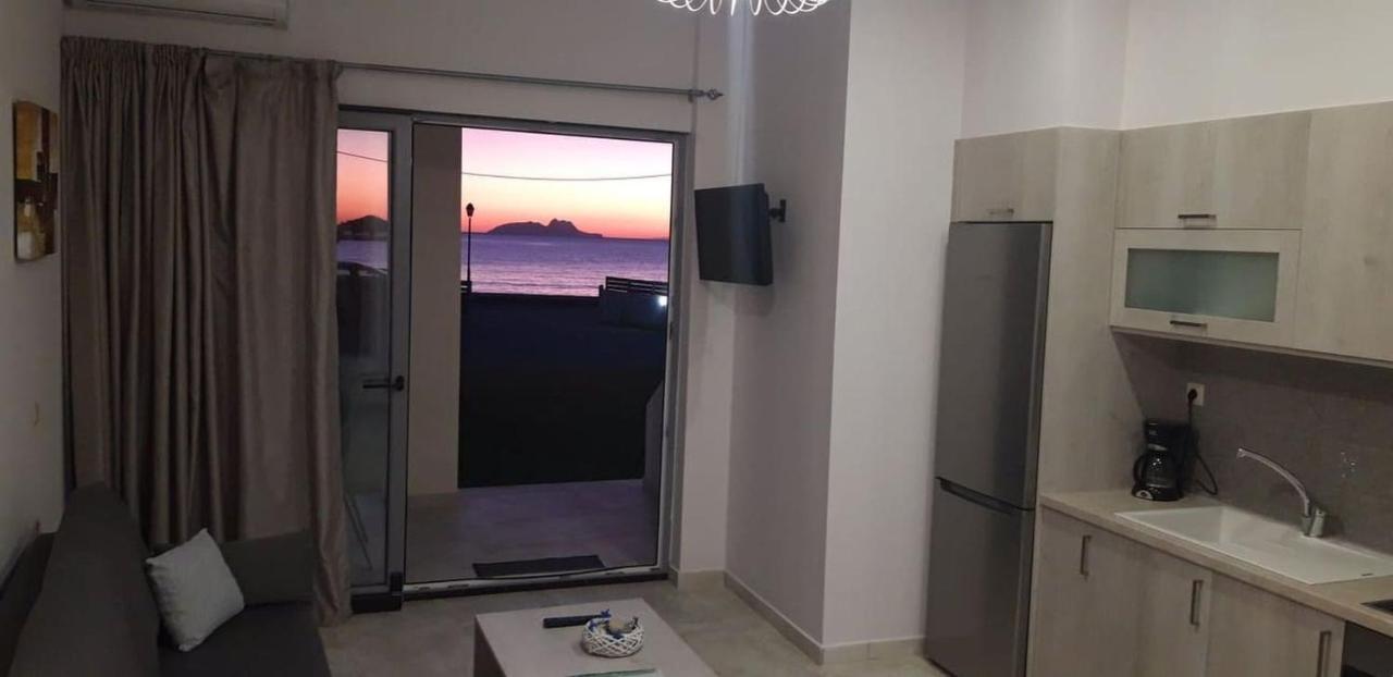 Coral Sea Apartment Kokkinos Pirgos Exterior photo
