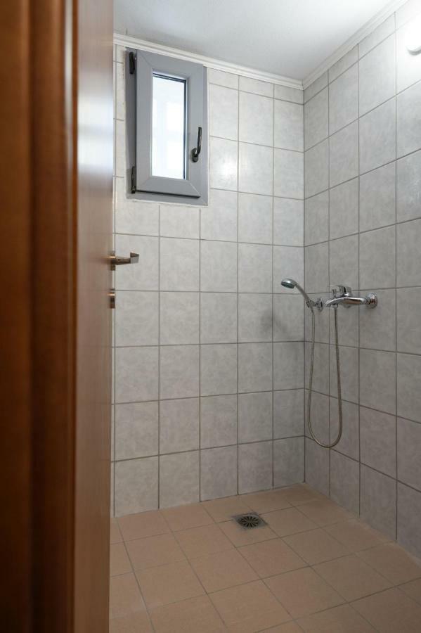 Coral Sea Apartment Kokkinos Pirgos Exterior photo